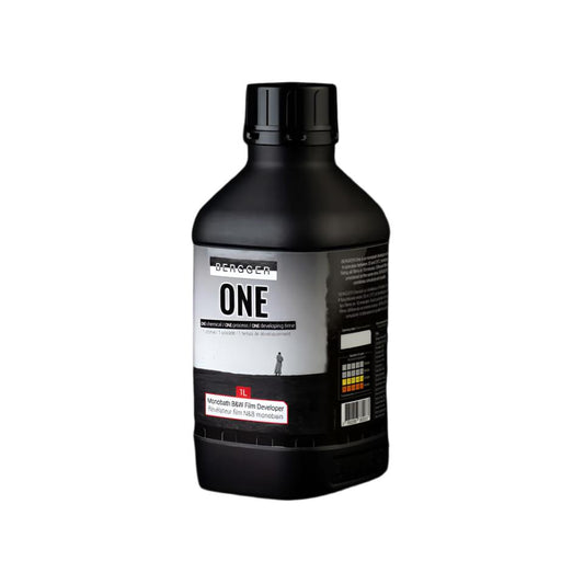 BERGGER ONE monobath film developer bottle for easy black and white film processing in a single step.