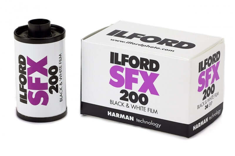 Ilford SFX 200 ISO BW Film 35mm | 120 (Extended-Red Sensitivity) canister and box