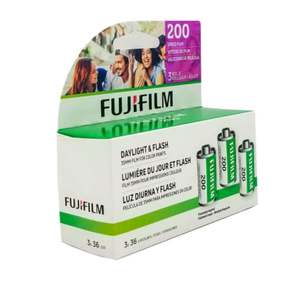 Fujifilm 200 ISO 35mm color film 3-pack for daylight and flash, 36 exposures each, perfect for photographers.