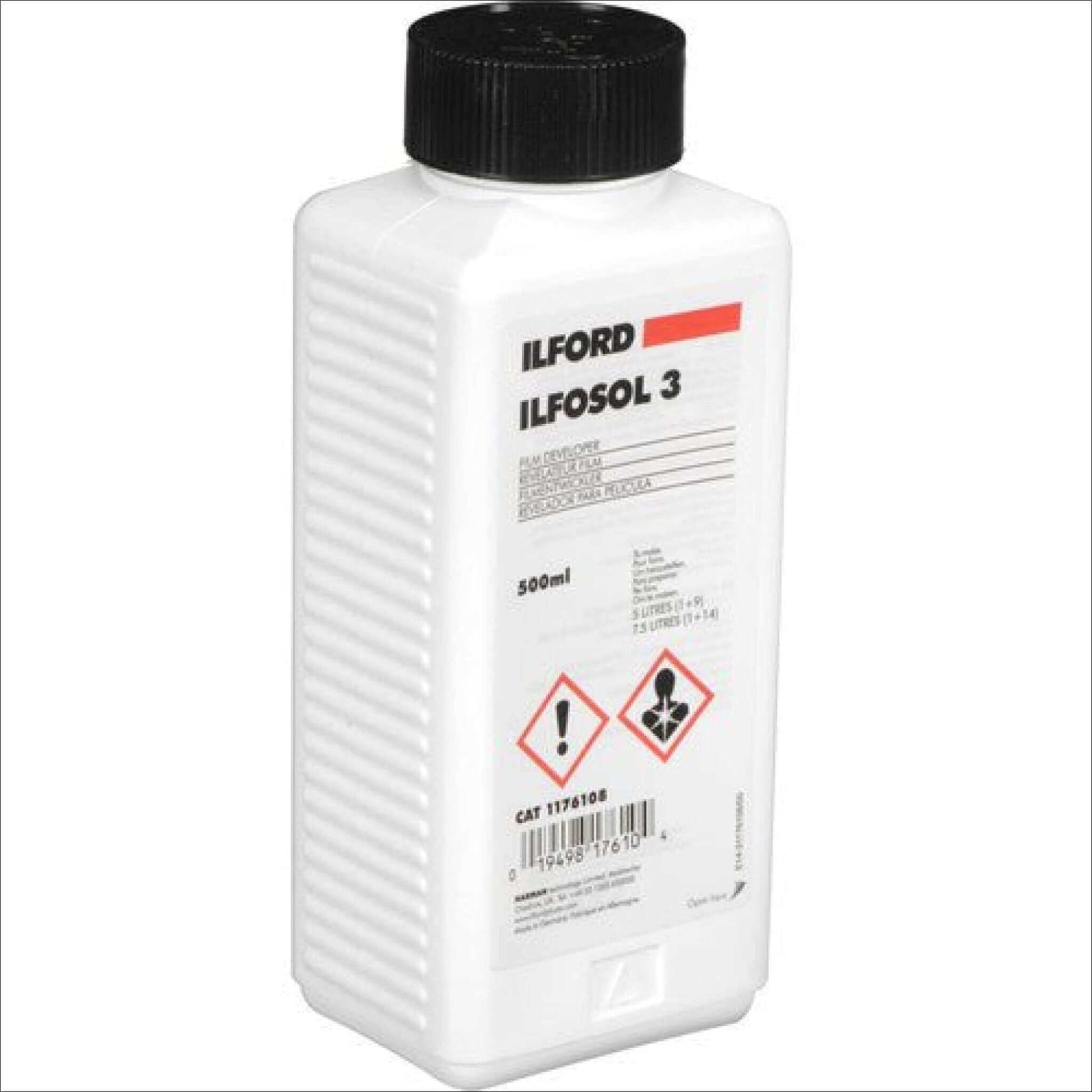 Ilford Ilfosol 3 500 ml liquid black and white film developer bottle, ideal for medium and slow-speed films.